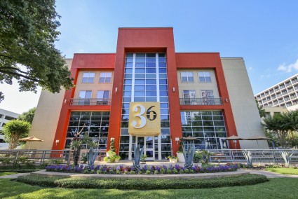 Exterior-Front_Elevation-IMG_5372.JPG